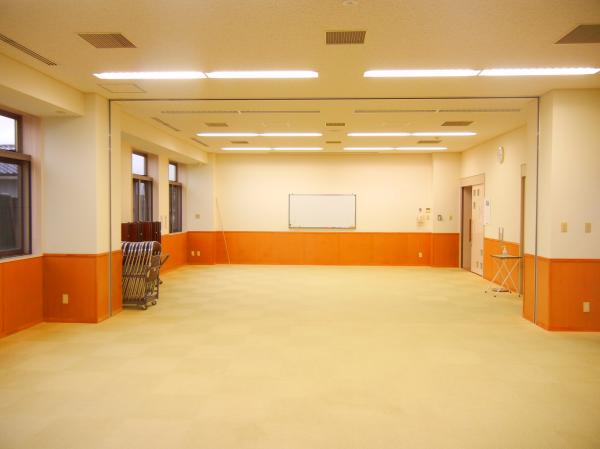 あずま生涯学習センター　研修室１