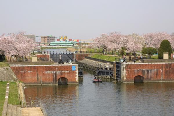 横利根閘門ふれあい公園１